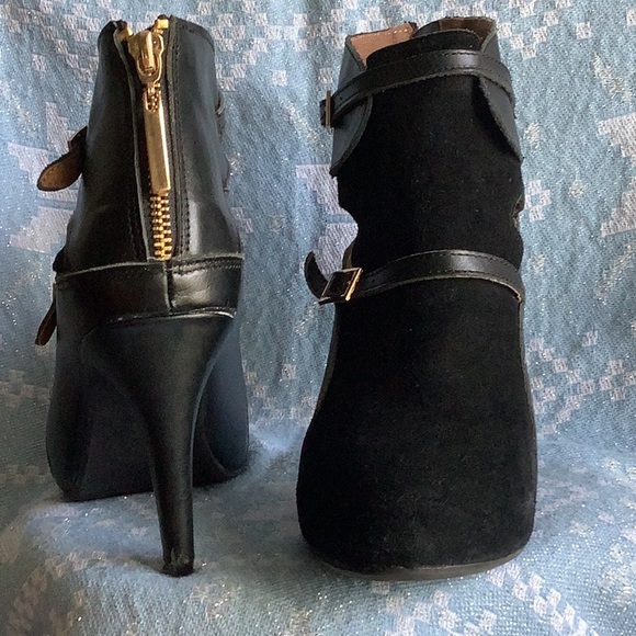 Mark High heels shoes - Picture 2 of 6